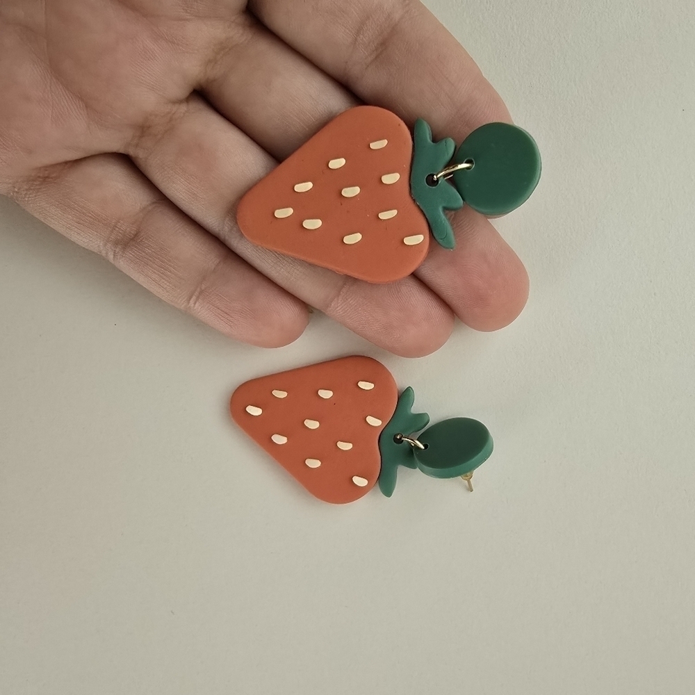 NEW Red Strawberry Polymer Clay Dangle Earrings - Picture 8 of 8